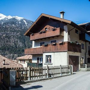 Bbcascata Hotel Bocenago Exterior photo