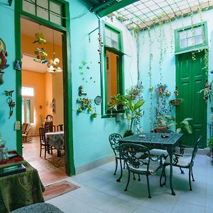 Casa Colonial Tere Bed & Breakfast Havana Exterior photo