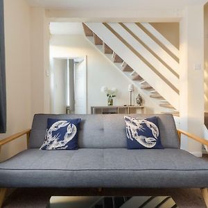 Well Presented 2 Bedroom House - Sleeps Four Leamington Spa Exterior photo