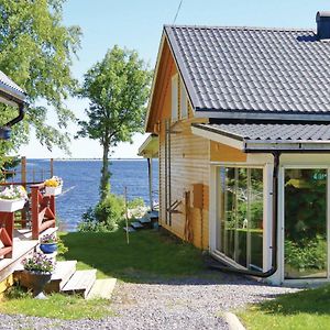 Gorgeous Apartment In Holmsund With Sauna Exterior photo