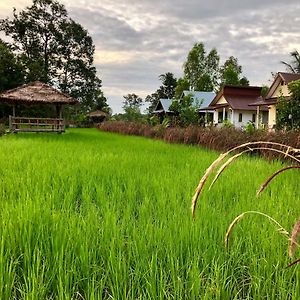 Baan Thung Home Stay Prasat Exterior photo
