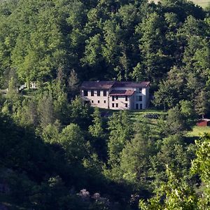 Il Casale Di Monte Venere Bed & Breakfast Castelnovo ne' Monti Exterior photo