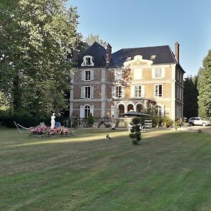 Chateau De La Bucaille - Entier Aincourt Exterior photo