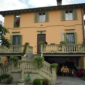 Villa Mery Casale Monferrato Exterior photo