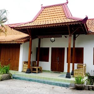 Limasan Wongso Apartment Cebongan Exterior photo