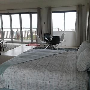 Ocean Gaze Bed & Breakfast Sea View Exterior photo