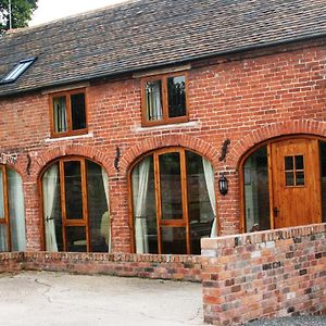 Haywains Self-Catering At Boningale Manor Apartment Wolverhampton Exterior photo