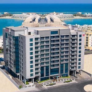 Ramada Hotel And Suites Amwaj Islands Manama Exterior photo