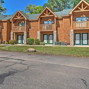 Cozy Townhome, Half Mi To Starved Rock State Park! Utica Exterior photo