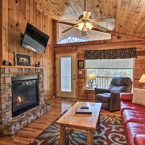 Hidden Springs Cabin With Hot Tub, 2 Mi To Dollywood Villa Sevierville Exterior photo