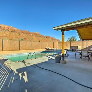 Mountain-View Moab Home With Pool And Hot Tub Access! Exterior photo