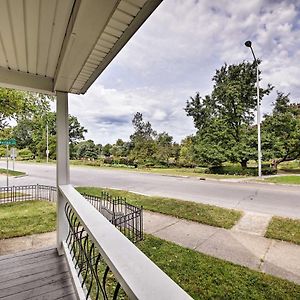 Lakeside Garden Home - 1 Mile To Main Street! Fort Wayne Exterior photo