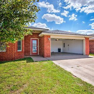 Pet-Friendly Lubbock Home With Yard - 6Mi To Ttu Exterior photo