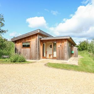 Burley Villa Cottesmore Exterior photo