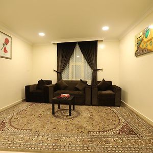 Al Eairy Apartment- Dammam 3 Al Mubarakiyah Exterior photo