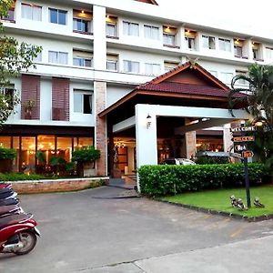 Nana Buri Hotel Chumphon Exterior photo