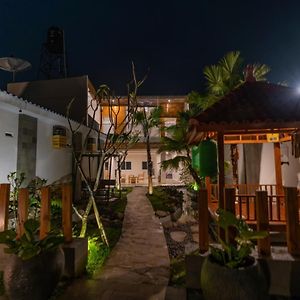 Fredelia Homestay Bromo Exterior photo