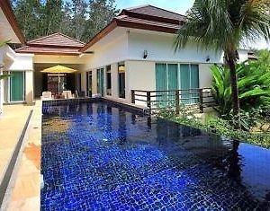 Les Palm Taraburi Pool Villa Phuket Exterior photo