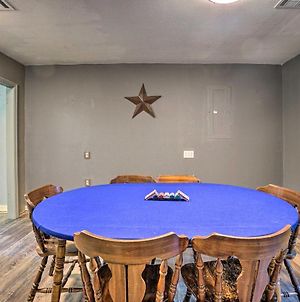 Deer Camp Run Escape With Hot Tub And Game Room Smithville Exterior photo