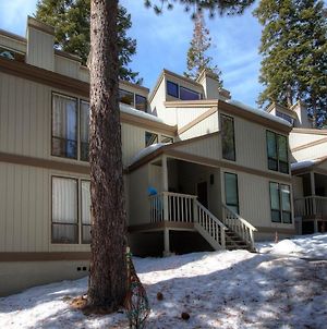 Spiral Staircase By Lake Tahoe Accommodations Kings Beach Exterior photo