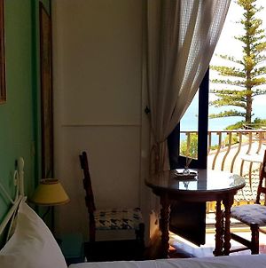 Villa Floresta Bed & Breakfast Taormina Exterior photo
