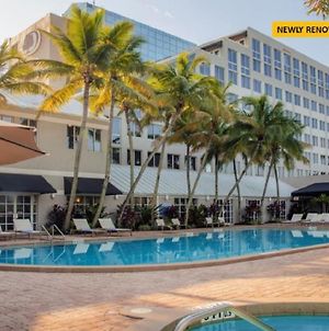 Doubletree By Hilton Deerfield Beach Boca Raton Hotel Exterior photo