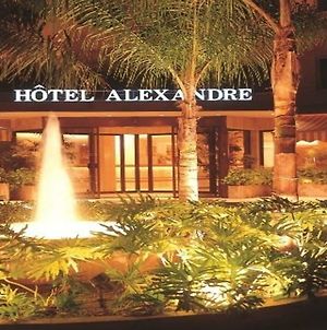 Alexandre Hotel Beirut Exterior photo