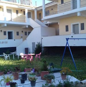 Full House Kavos Hotel Corfu Island Exterior photo