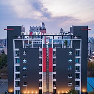 Duzon Business Hotel Gwangju Metropolitan City Exterior photo