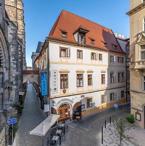 Hotel Cerny Slon Prague Exterior photo