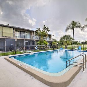 Condo With Pool Access Less Than 4 Miles To Siesta Key Beach Sarasota Exterior photo