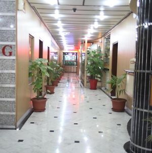 Hotel Galaxy Karachi Exterior photo