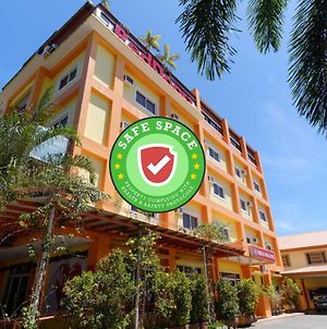 Reddoorz Plus @ Manalo Extension Palawan Hotel Puerto Princesa Exterior photo