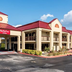 Red Roof Inn & Suites Clinton Exterior photo