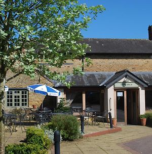 The Fox At Farthinghoe Hotel Exterior photo