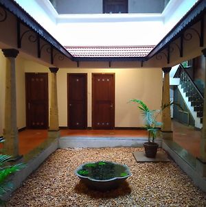 Harmony Hotel Auroville Exterior photo