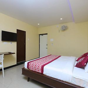 Oyo 10199 Hotel B Coral Pondicherry Exterior photo