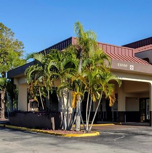 Red Roof Inn Ft Myers North Fort Myers Exterior photo