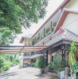 Oyo 1145 Prickhom Garden Hotel Nakhon Si Thammarat Exterior photo