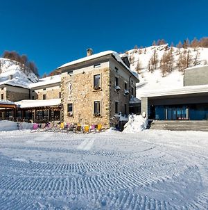 Re Delle Alpi Resort & Spa La Thuile Exterior photo