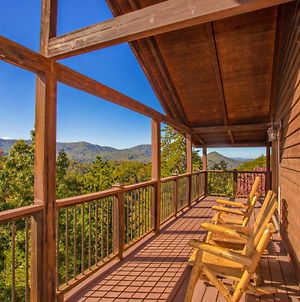 A View For All Seasons - Five Bedroom Cabin Vr Sevierville Exterior photo
