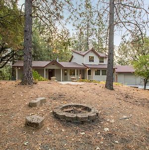 Mountain Retreat With Hot Tub & Pool Table - 1 Hour From Squaw Valley Resort! Colfax Exterior photo