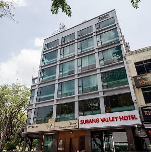 Subang Valley Hotel Subang Jaya Exterior photo