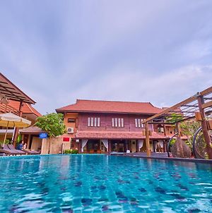 Mina Garden Villa Resort Chiang Mai Exterior photo