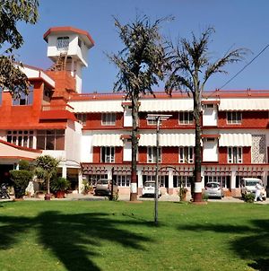 Hotel Bobina Gorakhpur Exterior photo