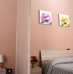 Bed And Salerno - Largo Campo - Appartamento Exterior photo