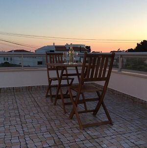 Casa Das Ondas - Praia Do Norte Bed & Breakfast Nazare Exterior photo