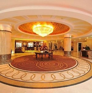 Chengdu Elite Hotel Interior photo