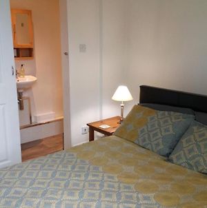 Seawinds Holiday Apartment, Dog-Friendly Rhos-on-Sea Exterior photo