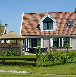 Comfortable Villa On A Holiday Park In Wieringer Style, Near The Wadden Sea Hippolytushoef Exterior photo